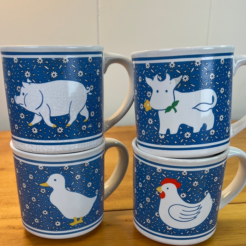 Blue Farm Animal Mug Set of 4  JSNY Country Calico Ceramic